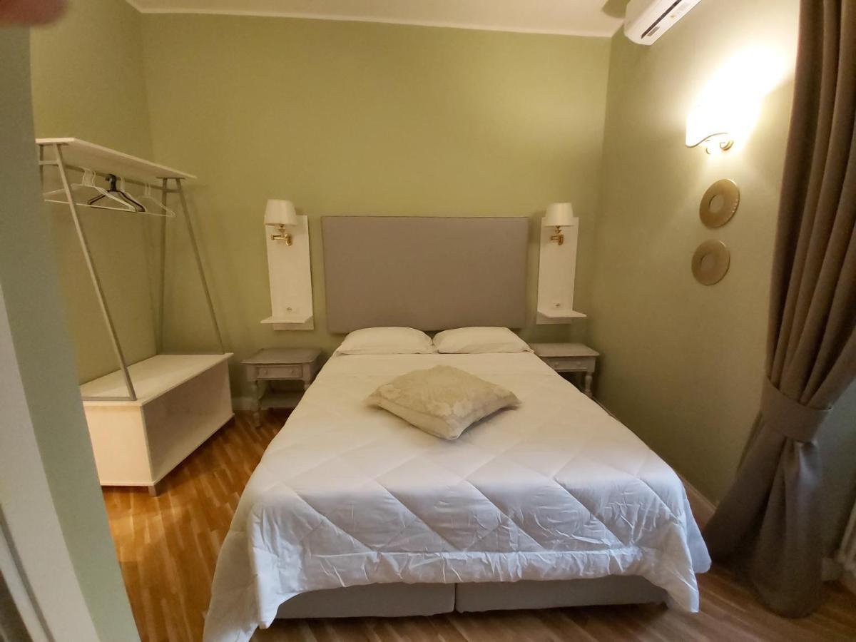 Alcapri Suite Napoli Centro Nápoles Quarto foto