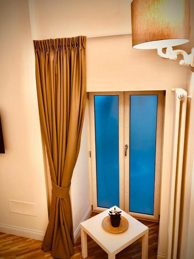 Alcapri Suite Napoli Centro Nápoles Exterior foto