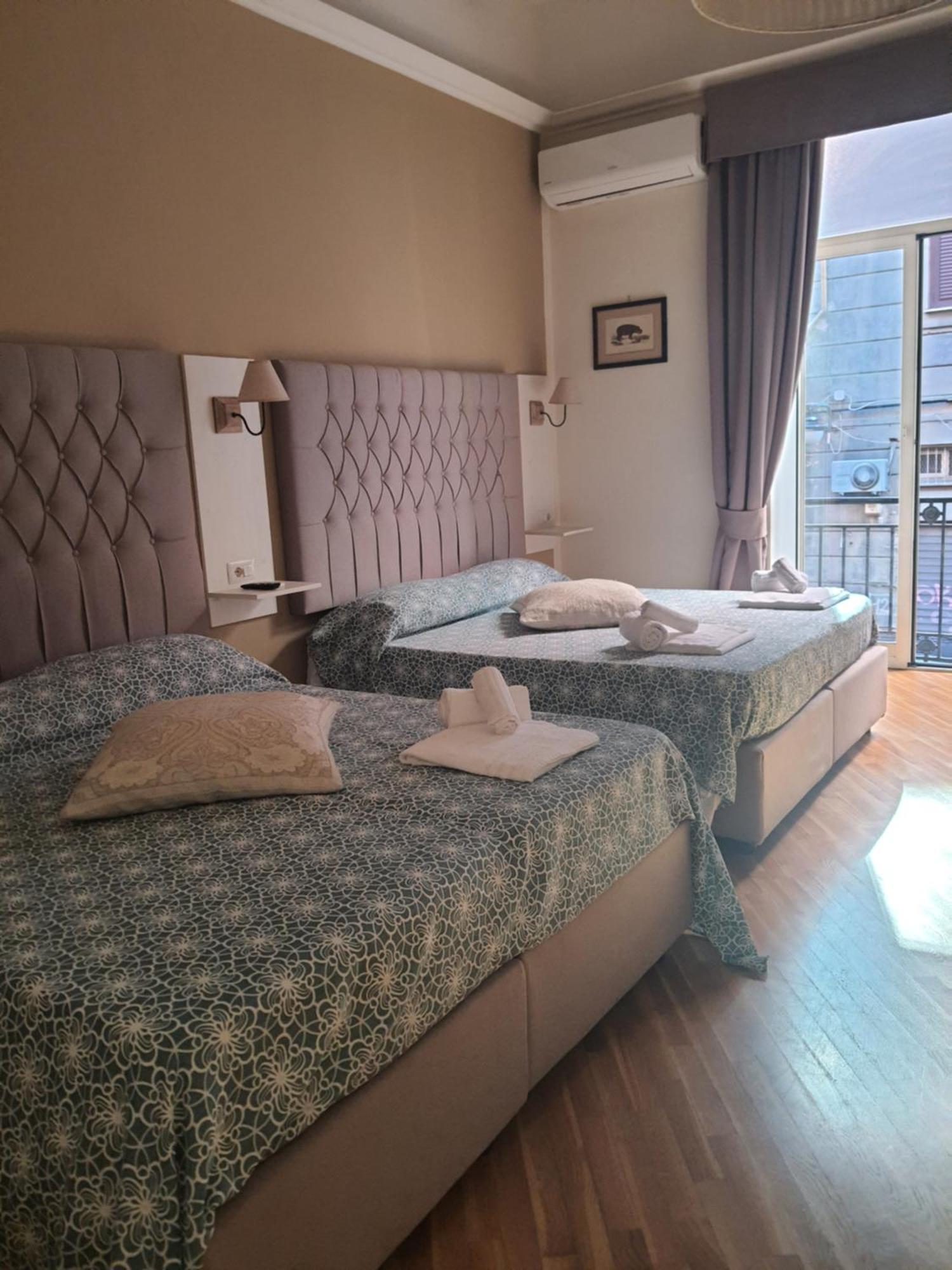 Alcapri Suite Napoli Centro Nápoles Exterior foto